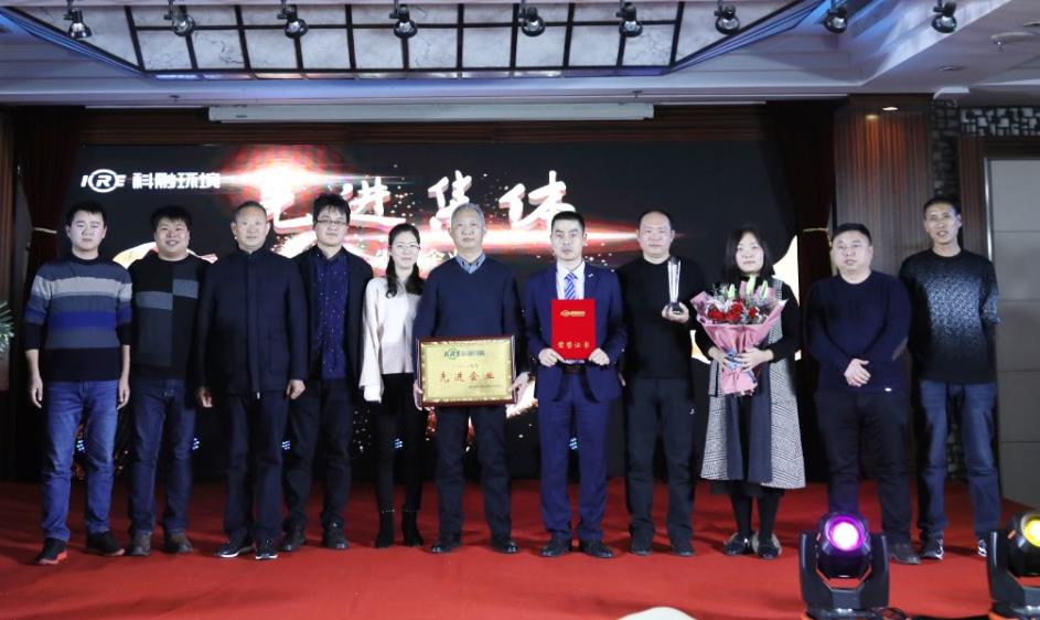 XUXU0741.jpg XUXU0741.jpg